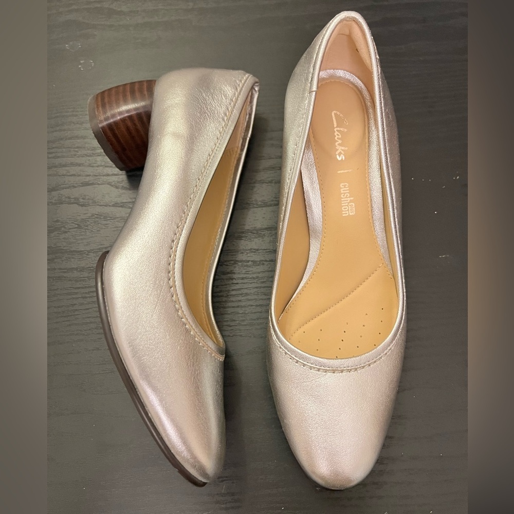 Clark’s leather pump.  Size 7.  New.